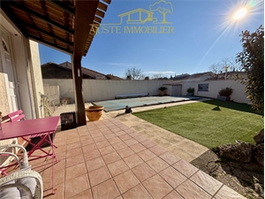 propriete à la vente -   13180  GIGNAC LA NERTHE, surface 110 m2 vente propriete - UBI455352242
